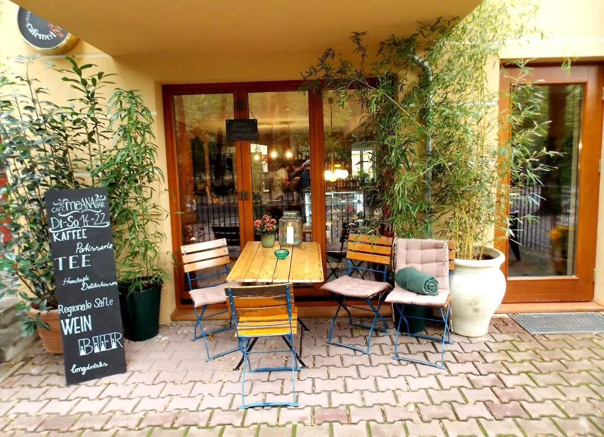 Beautiful Park Apartment For 4 Guests 베를린